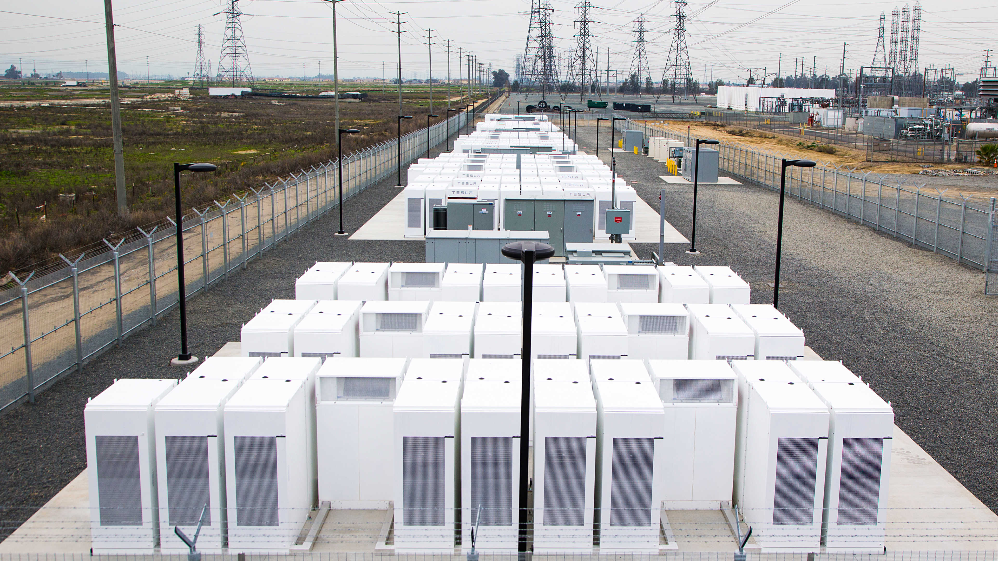 2000wh portable power station