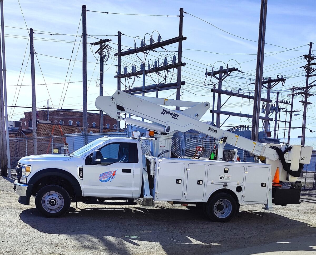 dc fast charging station specifications company